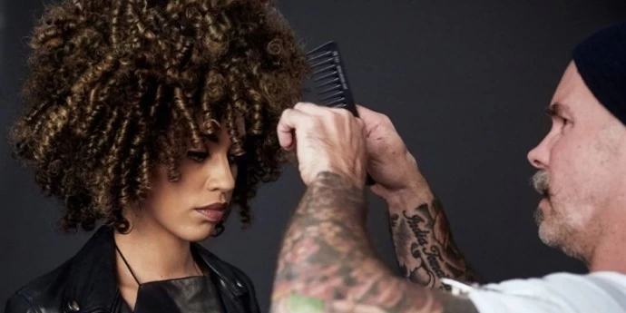 Zavolite svoje kovrdže!